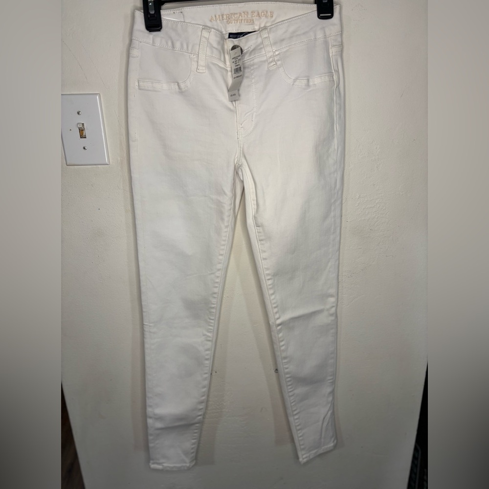 American Eagle Outfitters Classic White Pants